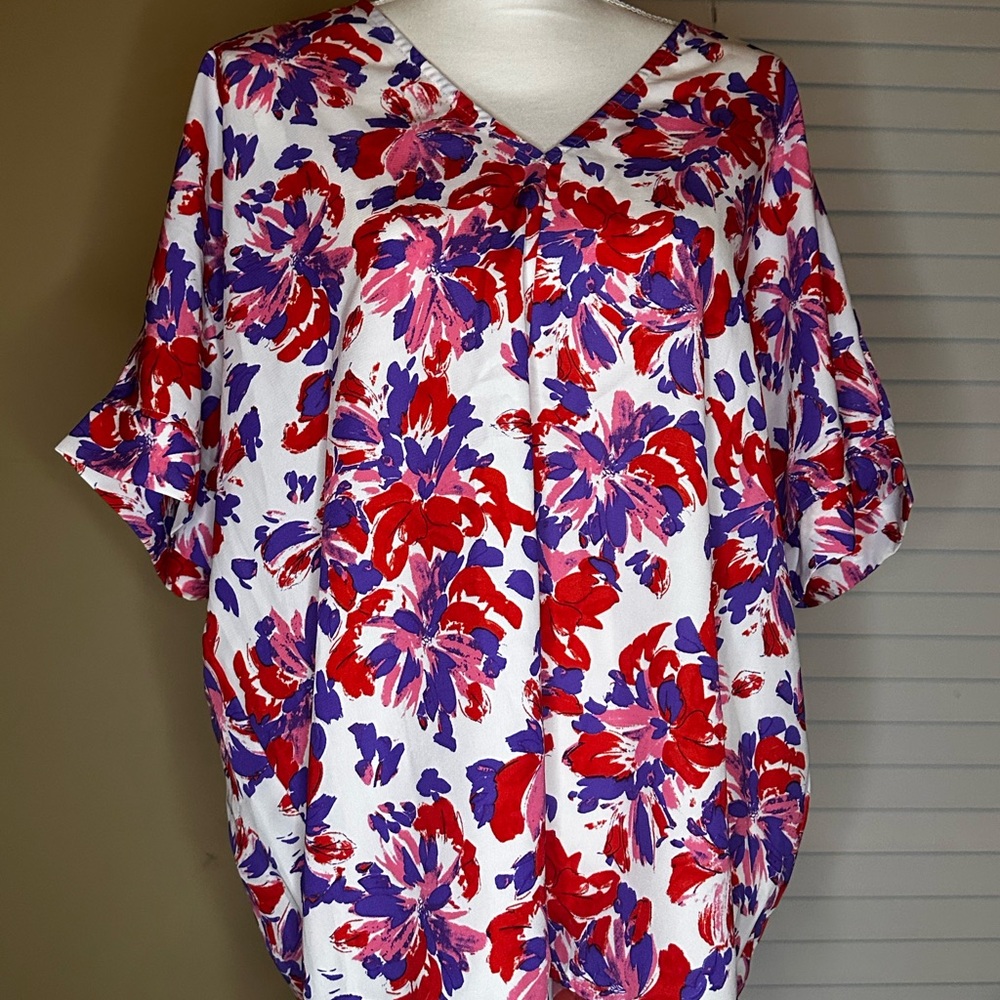 Floral V-Neck Women's Top - Red, Purple, and White